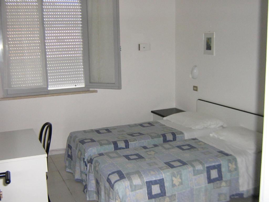 Hotel Ivette Ρίμινι Δωμάτιο φωτογραφία